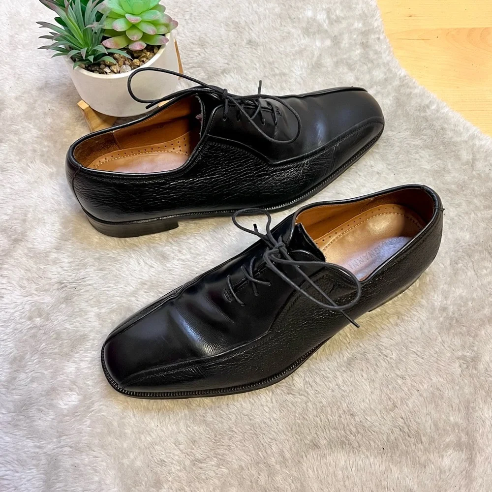 Magnanni Black Leather Oxfords - Picture 9 of 14